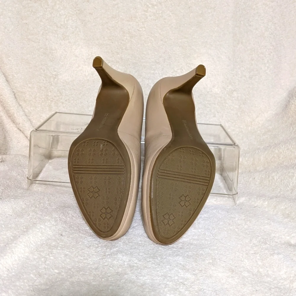 Women's Naturalizer Michelle Nude Pump,‎ Contemporary, Business, Event, Sz 9.5